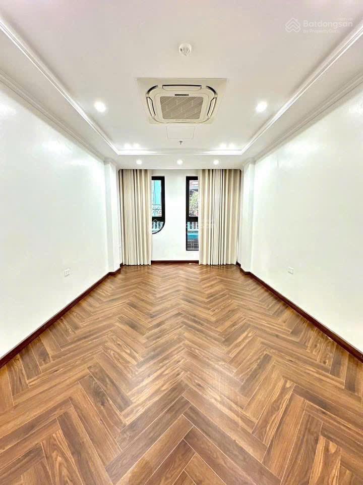 Bán nhà trung kính 53m, 7 tầng thang máy, phân lô vip  ô tô tránh  nội thất xịn