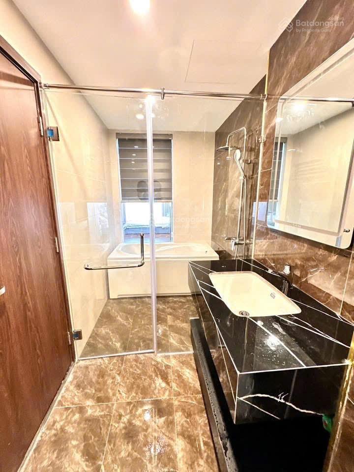 Bán nhà trung kính 53m, 7 tầng thang máy, phân lô vip  ô tô tránh  nội thất xịn