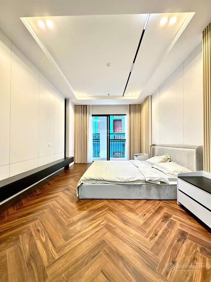 Bán nhà trung kính 53m, 7 tầng thang máy, phân lô vip  ô tô tránh  nội thất xịn