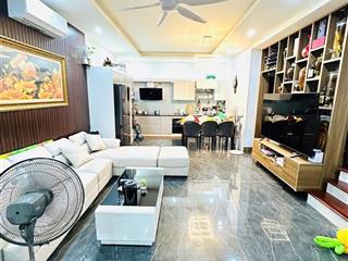 Trung liệt  1 nhà ra phố  ô tô đỗ cửa  mặt ngõ kinh doanh  lô góc 2 thoáng  full nội thất