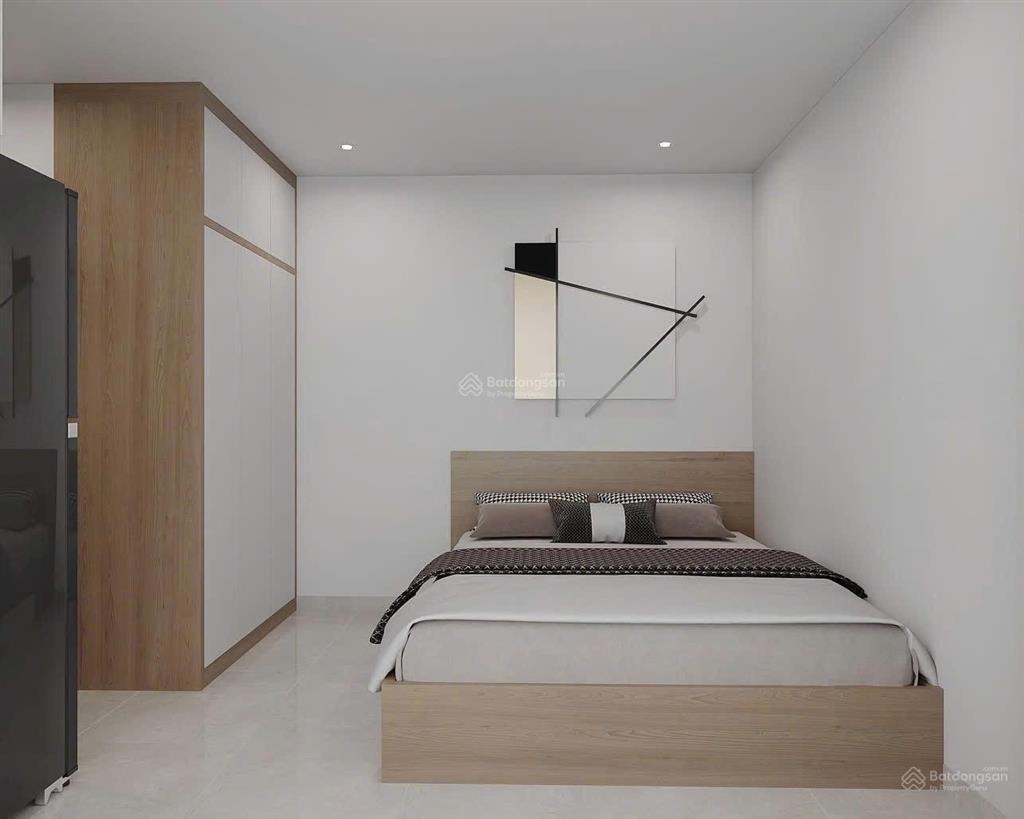 Ngay hồ tây  lạc long quân  lô góc  7 tầng thang máy  cách ô tô 20m  dòng tiền 50tr/tháng