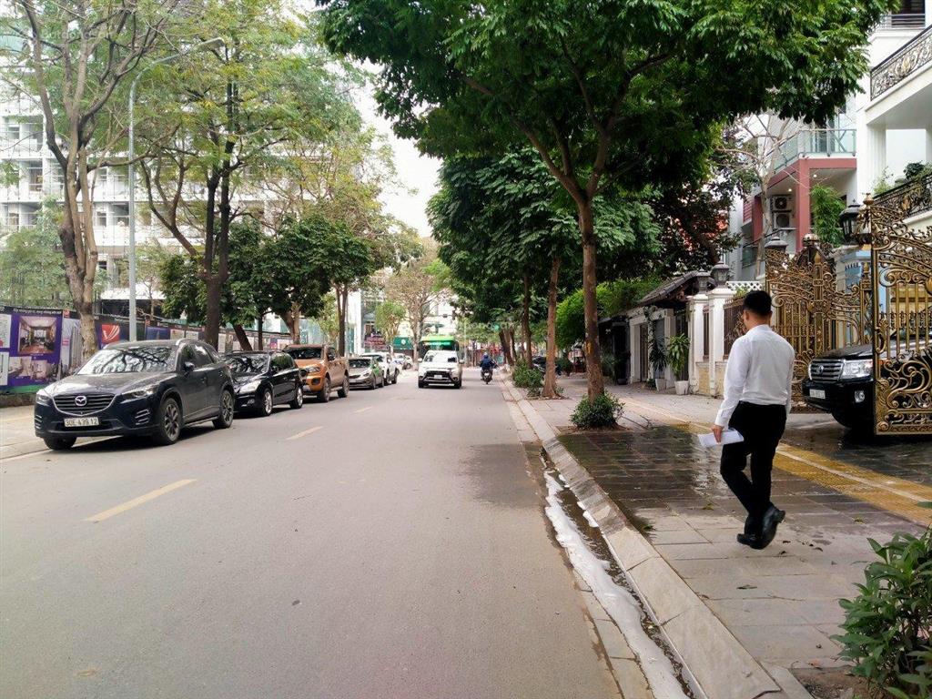 Bán liền kề 96 nguyễn huy tưởng  70m2 x 6t thang máy  kinh doanh sầm uất  sổ nét  giá 31 tỷ