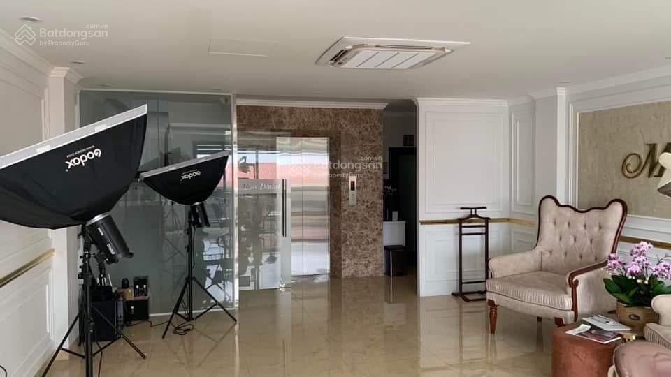 Giảm chào 2 tỷ! pl kim mã. dt 58m x 8t, mt 5m. ôtô tránh, 2 thoáng, thang máy, kinh doanh, gần phố