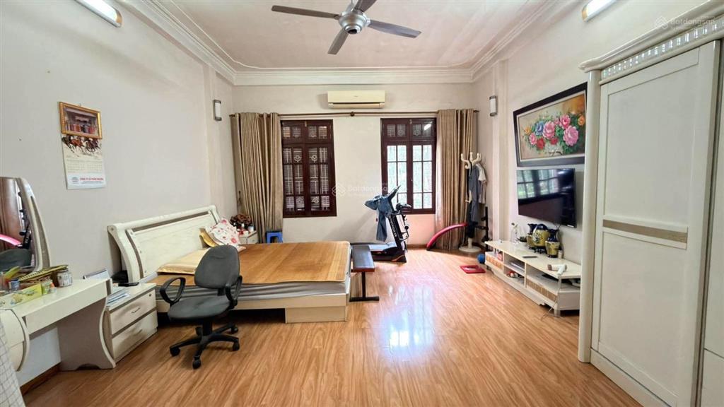Lê văn thiêm  phân lô  ô tô  gần phố. dt 62m2 x 5 tầng, nhà đẹp, 2 thoáng trước sau. giá 27.5 tỷ