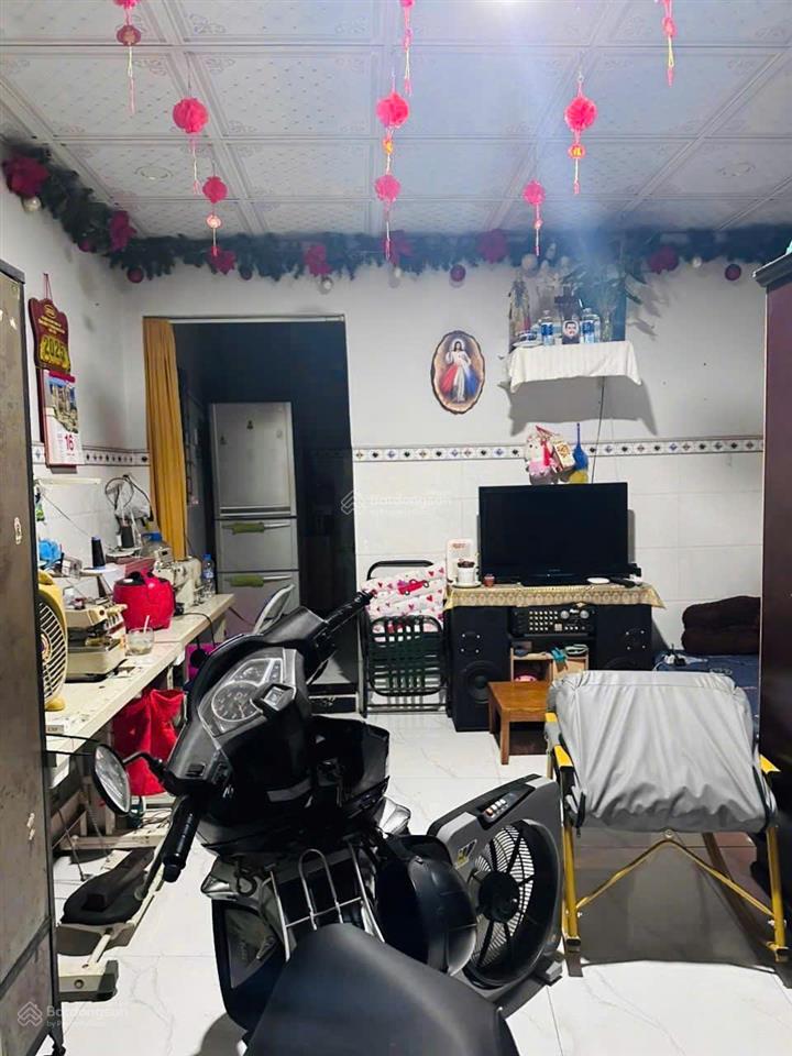 Bán nhà mặt tiền đường đh ngân hàng dt 55m2 ngang gần 5m chỉ 4.3tỷ