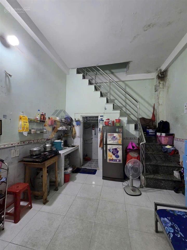 Bán nhà 2 tầng+ dãy trọ 5 phòng đường lê văn chí  linh trung  112.2m2 ngang 5m