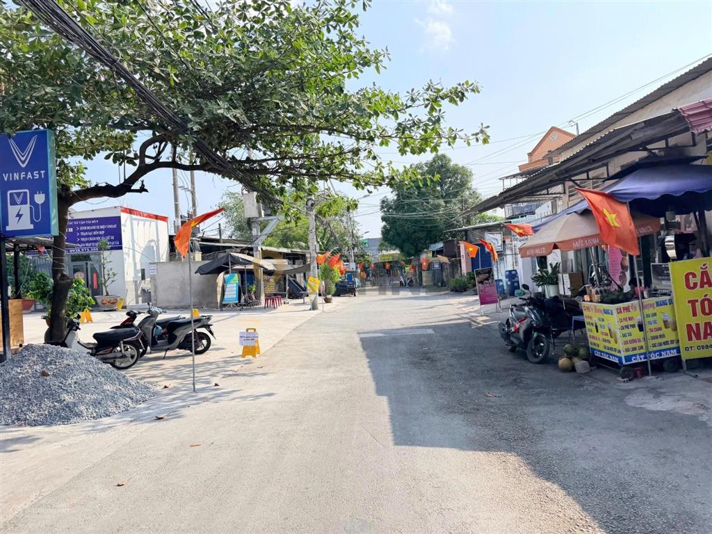 Hot hot! bán nhanh nhà cấp 4  gần đường xa lộ hà nội  oto vào thoải mái  129.1m2 ngang 6.68m