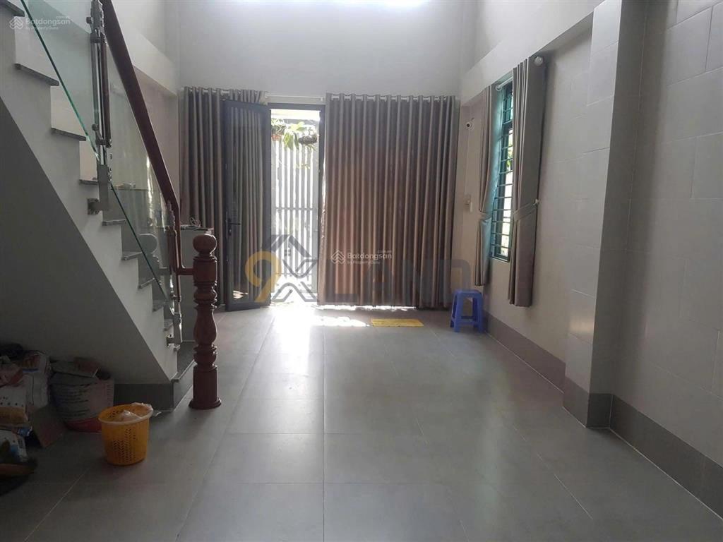 Bán chdv 4 tầng dt 66.6m2 đang thu nhập 30tr/th  hxh lê văn chí  linh trung  chỉ 7.7 tỷ