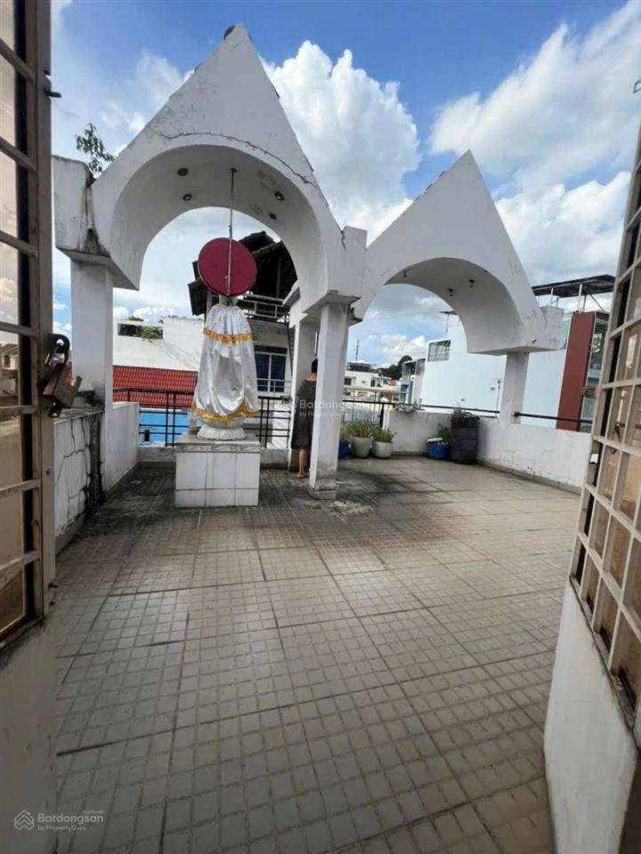 Hàng hiếm trung tâm  nhà 3 tầng  hxh  gần vincom 102.5m² ngang 6m chỉ 8 tỷ