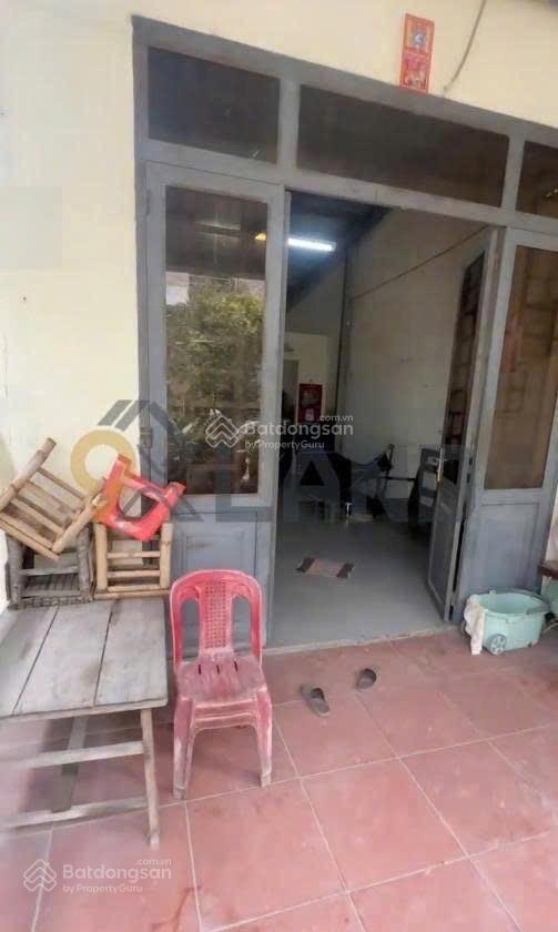 Nhỉnh 3tỷ bán nhà đường xe tải 42m2  dương văn cam  ngã 5 thủ đức sổ sẵn hỗ trợ vay nh