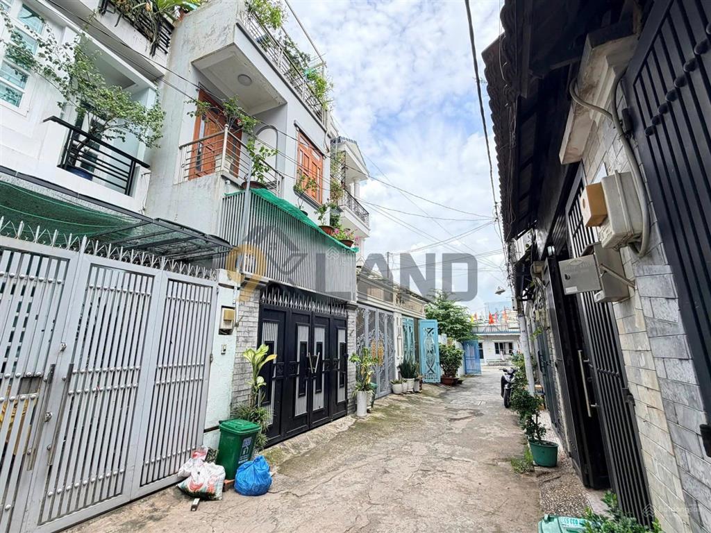 Bán nhà đẹp 1 trệt 2 lầu  ngay phạm văn đồng  65.85m (4x16.5m) chỉ 8.8 tỷ còn tl mạnh