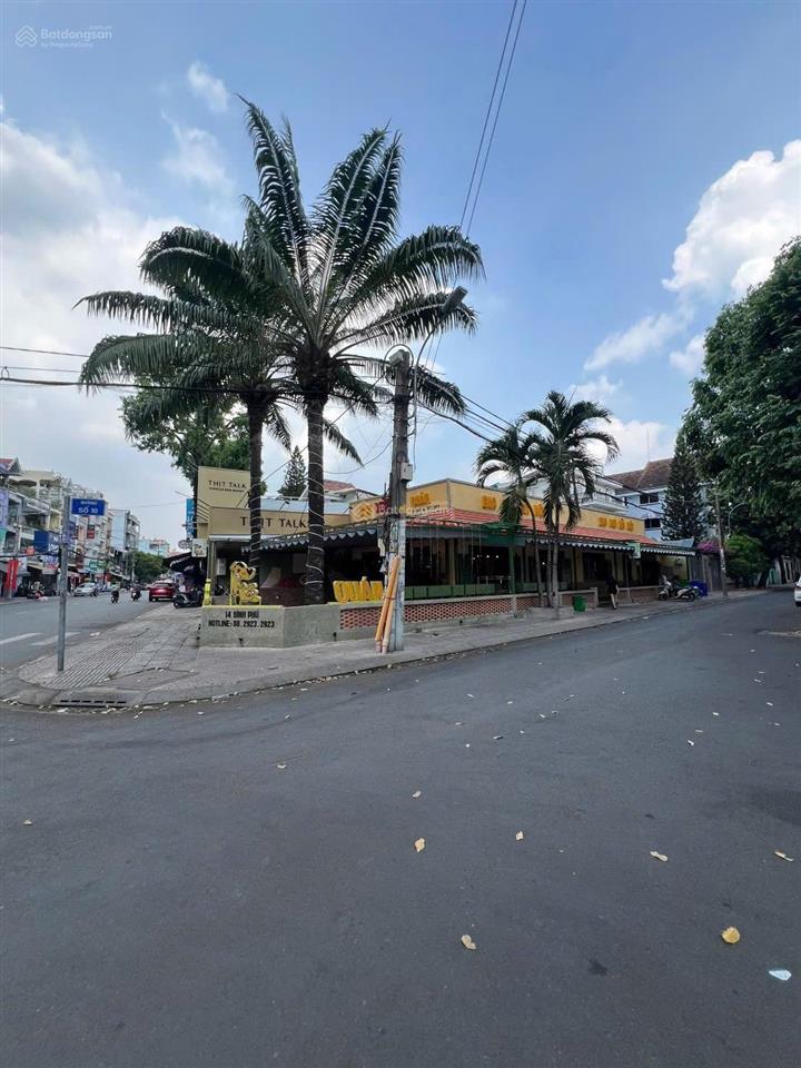 Siêu phẩm lô góc 2 mặt tiền bình phú 670m2 (26x26m) đối diện công viên ngay mm mega market bình phú