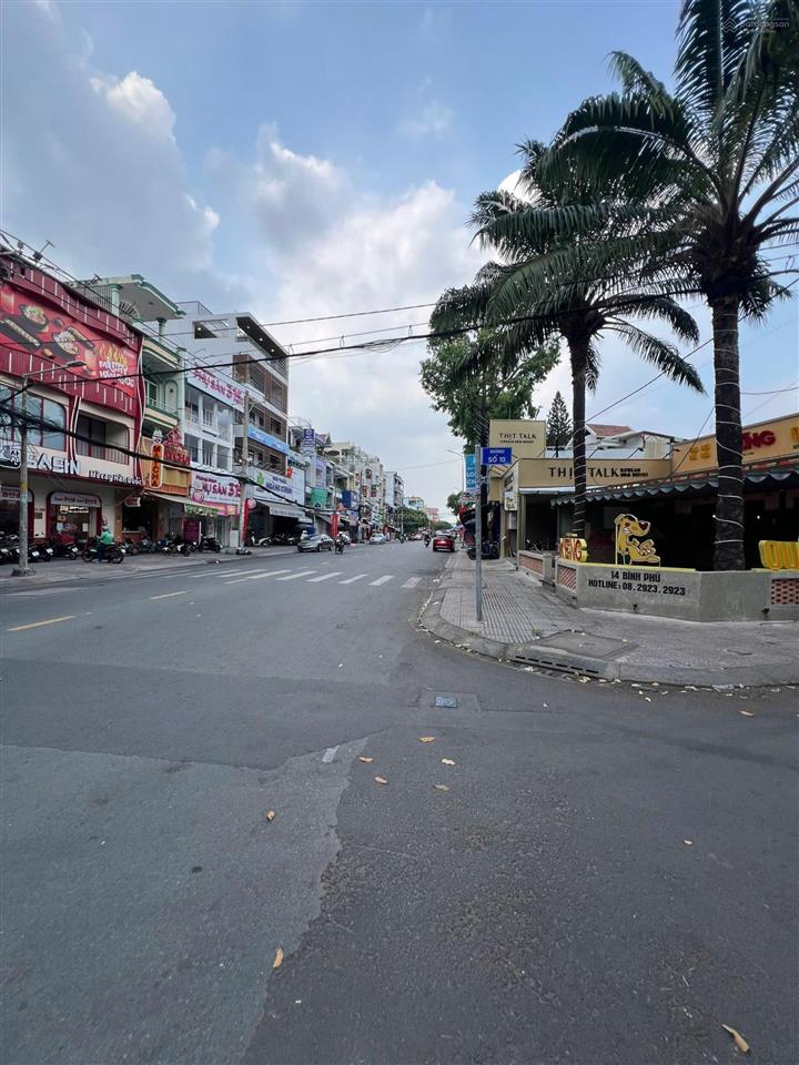 Siêu phẩm lô góc 2 mặt tiền bình phú 670m2 (26x26m) đối diện công viên ngay mm mega market bình phú