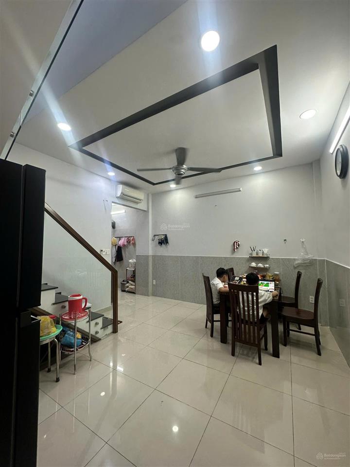 Bán nhà 4x14.5 sát mt huỳnh văn bánh 84m2 giá 14 tỷ