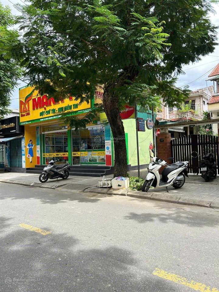 Đẳng cấp thành nội huế lô góc 2 mặt thoáng mặt tiền 7.9m sân rộng đậu 2 ô tô