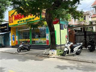 Đẳng cấp thành nội huế lô góc 2 mặt thoáng mặt tiền 7.9m sân rộng đậu 2 ô tô