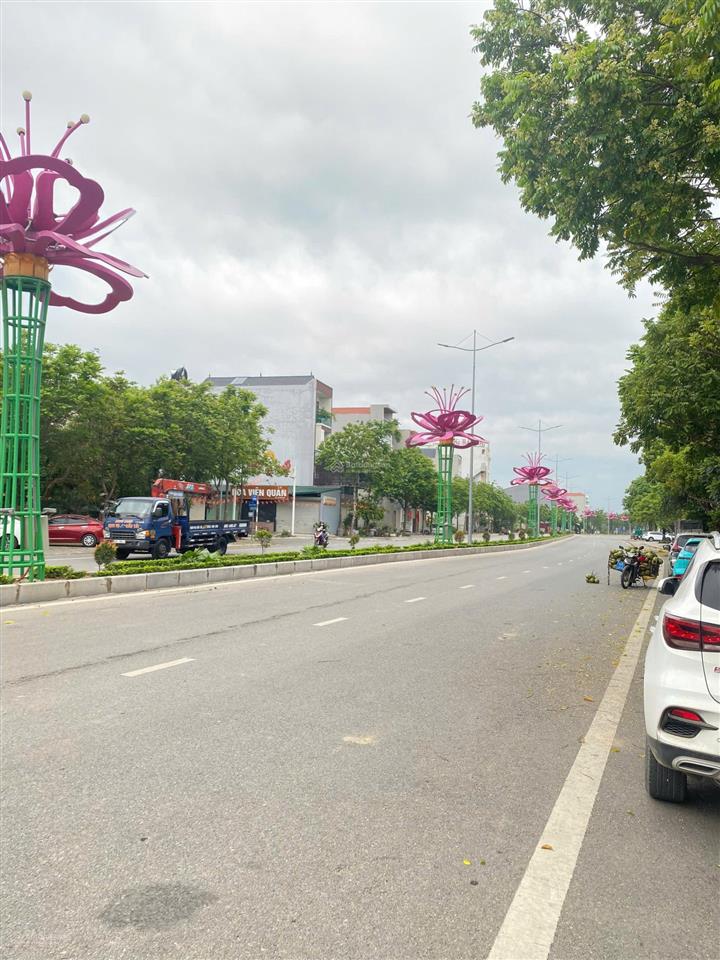 Chính chủ gửi bán nhanh lô đất 274.2m2 mặt đường nguyễn khoái, vĩnh yên.  0987 416 *** em công
