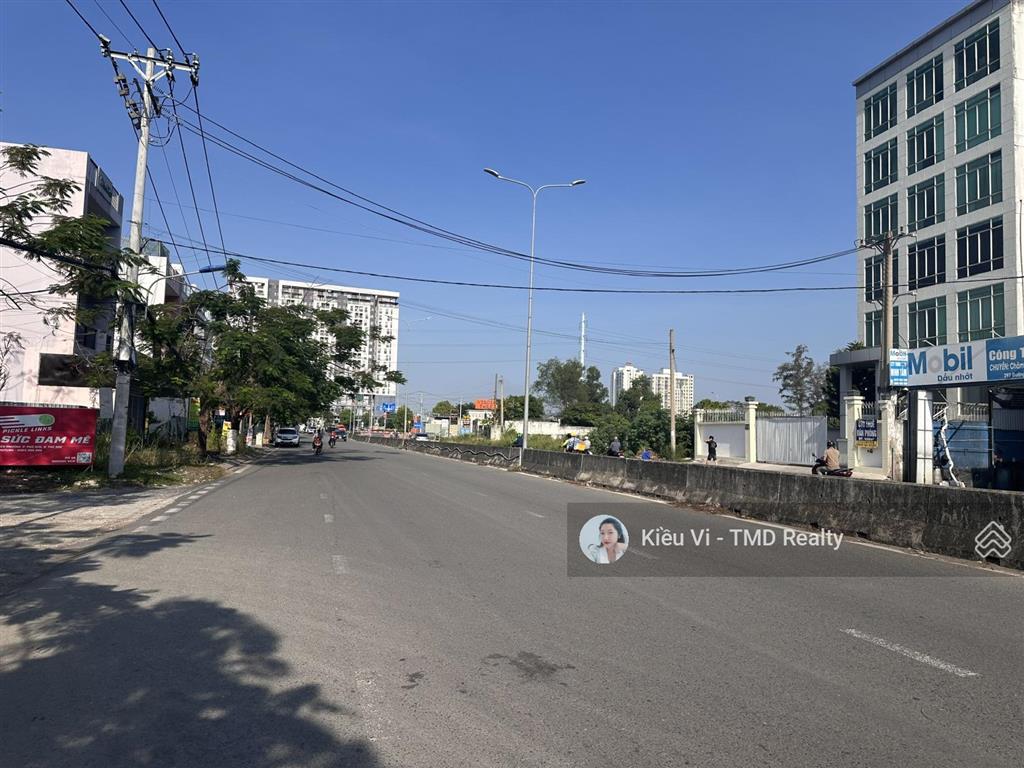 Cho thuê nhà 4 lầu mặt tiền đường liên phường quận 9 gần the global city làm vp cty/salon/showroom