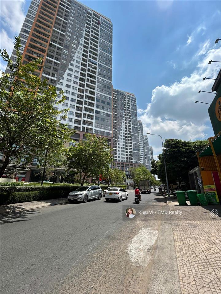 Cho thuê tòa nhà đẹp 3,5 tầng quận 2 gần chung cư the sun avenue, đường mai chí thọ/lương định của