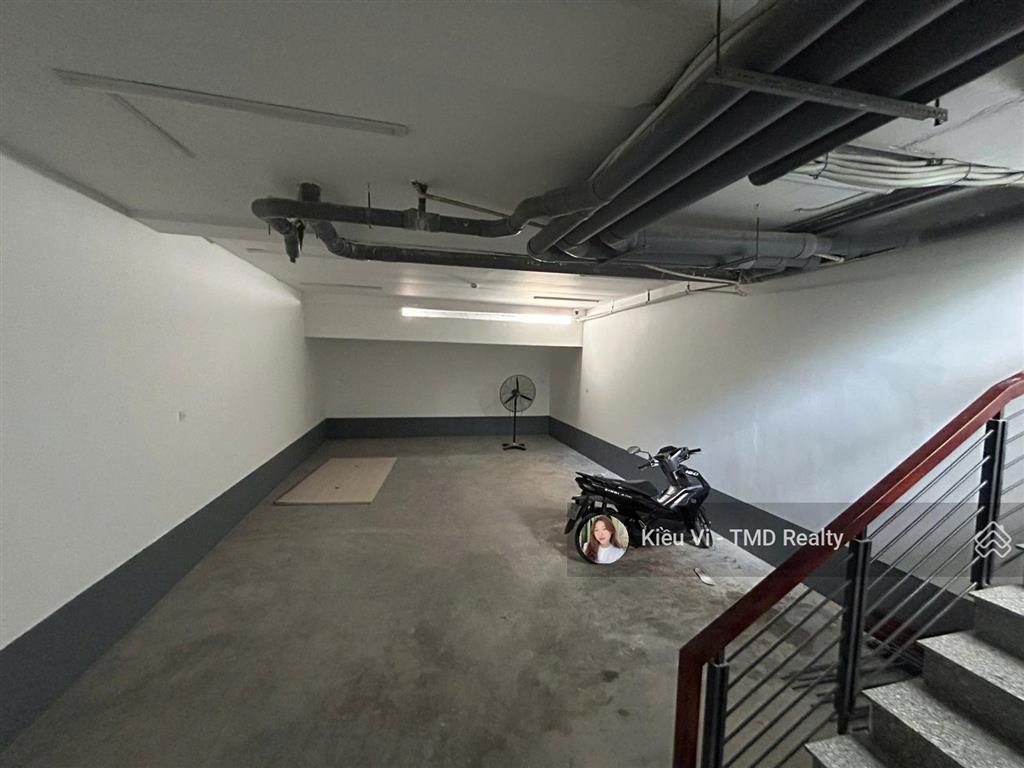 Cho thuê tòa nhà đẹp 3,5 tầng quận 2 gần chung cư the sun avenue, đường mai chí thọ/lương định của