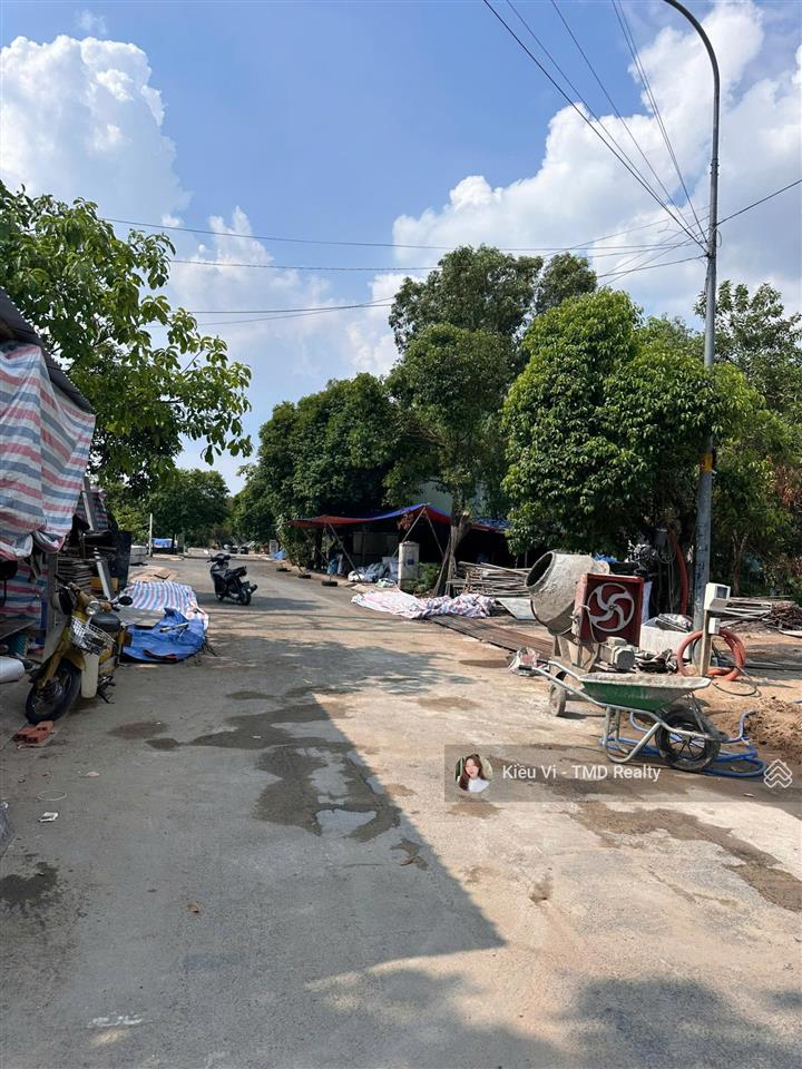 Bán nền đất (nhà phố) 6x22,5m dự án mẫu giáo trung ương 3 đường liên phường quận 9 giá 67tr/m sổ đỏ