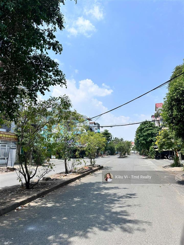 Bán đất nền mặt tiền đường 49, d/a 10 ha, cách nguyễn duy trinh 50m, p. bình trưng đông, quận 2