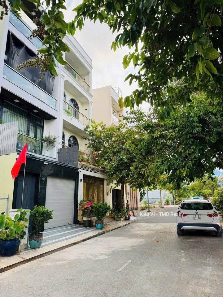 Sạch đẹp k lỗi dự án nam rạch chiếc (30ha) quận 2 giá 11,4tỷ/80m2 sđcn liền kề lakeview, the prive