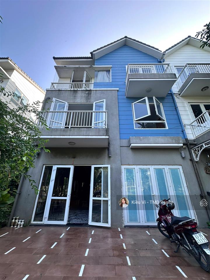 Bán nhà căn góc khu park riverside đường bưng ông thoàn, gần liên phường, khu công nghệ cao quận 9
