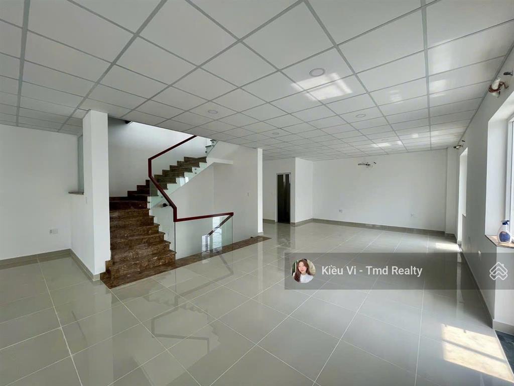 Cho thuê nhà mặt tiền đường liên phường quận 9 gần sky9, đỗ xuân hợp, cách the global city 1km
