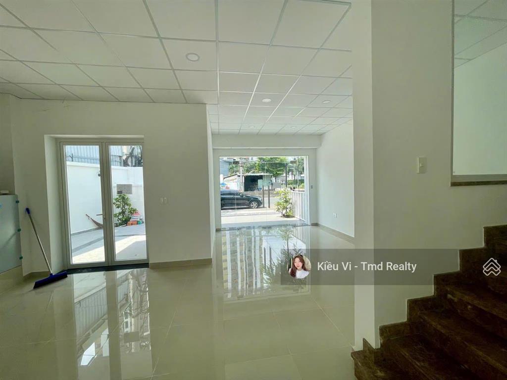 Cho thuê nhà mặt tiền đường liên phường quận 9 gần sky9, đỗ xuân hợp, cách the global city 1km