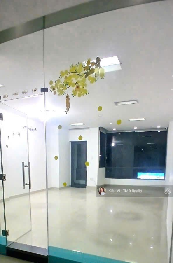 Giá rẻ  nhà cho thuê nguyên căn mặt tiền đường đỗ xuân hợp, đối diện the global city 45tr nhà 4lầu