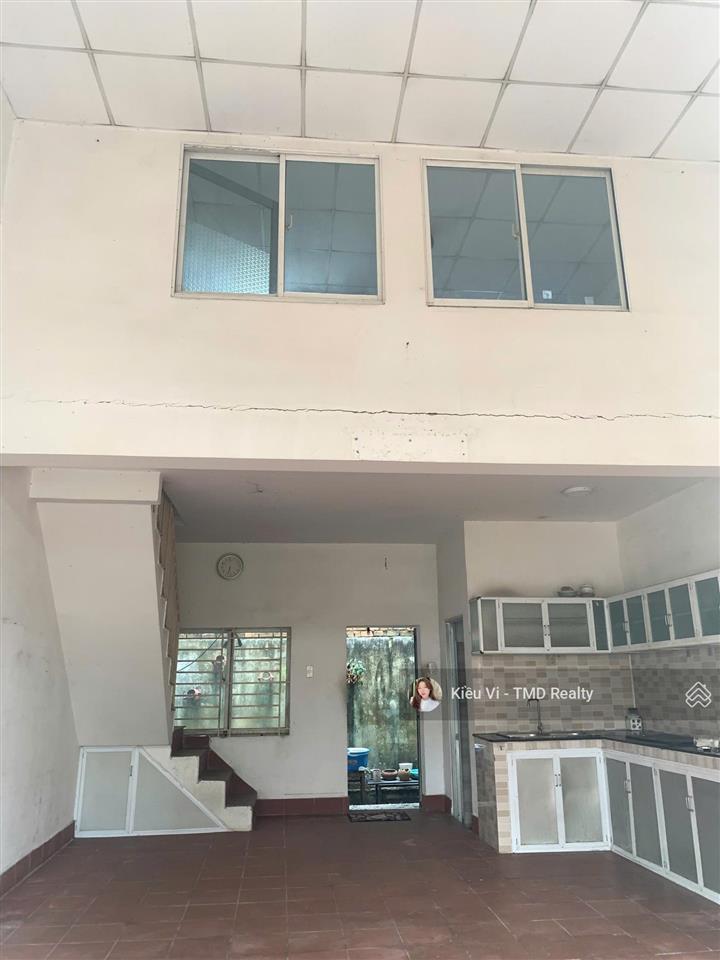 Giá rẻ  nhà 2 tầng 72m2/6,7 tỷ  nhánh 1 xẹt nguyễn duy trinh  shr  hẻm xe hơi tới nhà