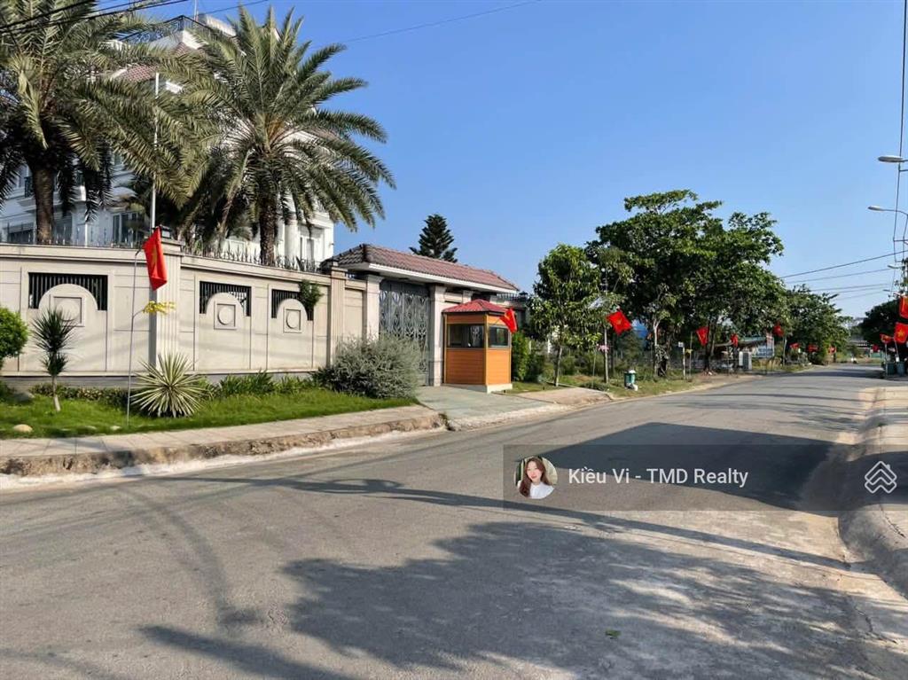 Giá rẻ  nhà 2 tầng 72m2/6,7 tỷ  nhánh 1 xẹt nguyễn duy trinh  shr  hẻm xe hơi tới nhà