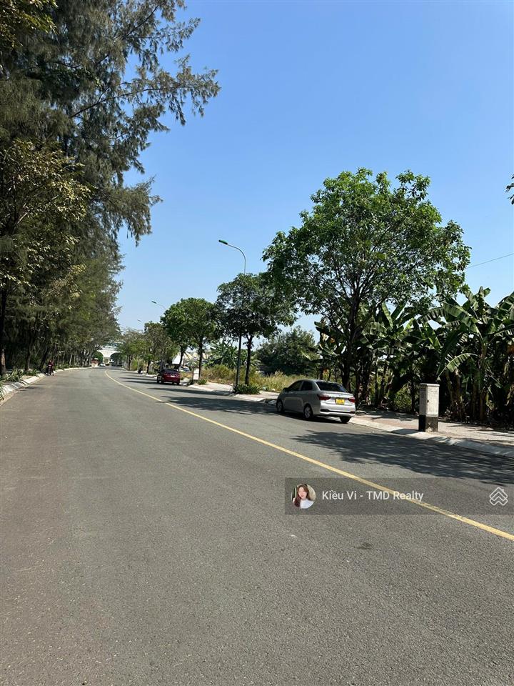 Bán đất mặt tiền đường 20m, sát verosa park, nhánh 1/liên phường  d/a mẫu giáo trung ương 3 quận 9