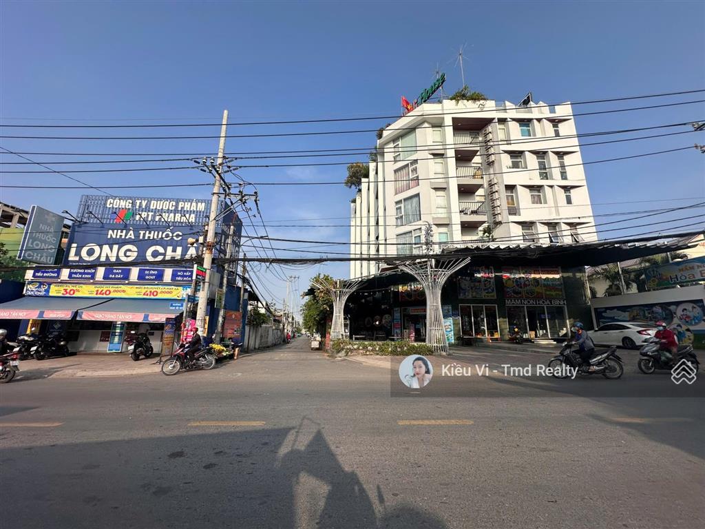 Bán nhà mặt tiền đường 197 hoàng hữu nam quận 9 gần bệnh viện ung bướu 8,7 tỷ/140m²