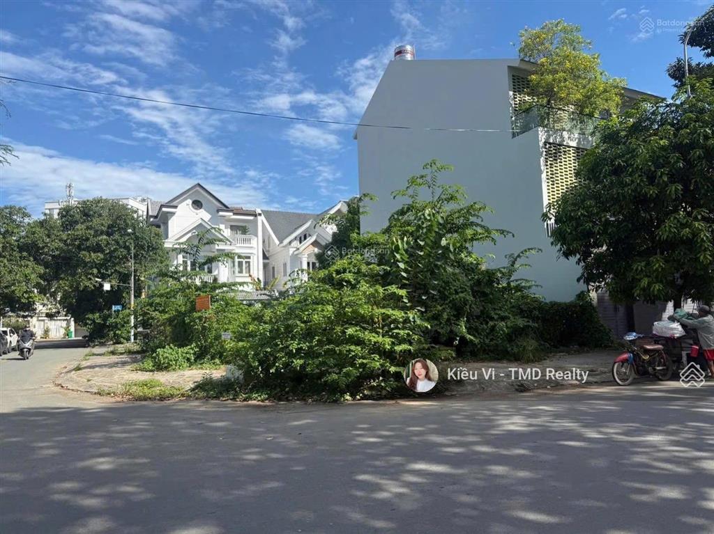 Cho thuê đất vị trí kinh doanh siêu đẹp 3 mặt tiền đường dương văn an, kđt an phú  an khánh quận 2