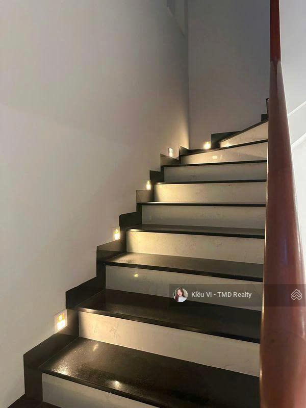 Cho thuê nhà mặt tiền lương định của quận 2 gần vòng xoay trần não  lđc, vị trí đắc địa kinh doanh