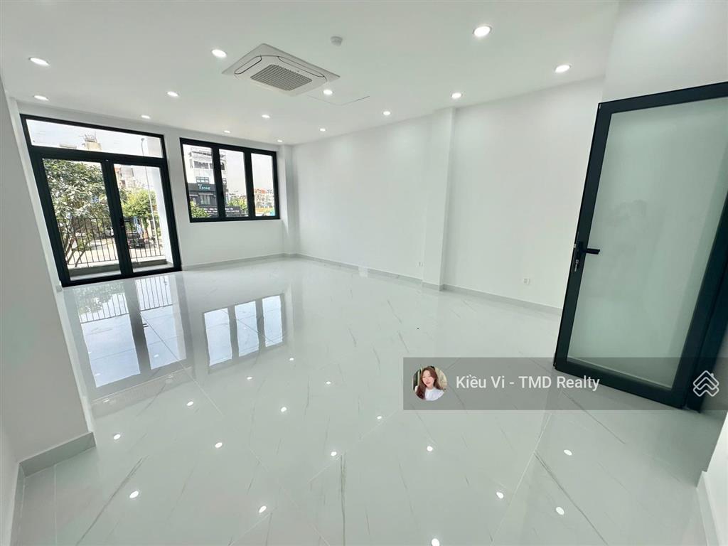 Cho thuê nhà 4 lầu (5x20m) mặt tiền đường trường văn bang, thạnh mỹ lợi quận 2 gần đảo kim cương