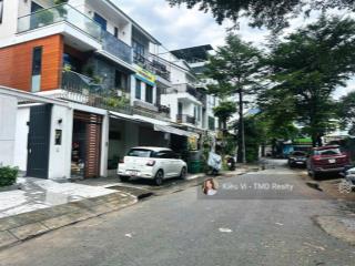 Bán gấp nền đất quận 9 gần ngay liên phường, sky 9 dt 8x20m giá hời thị trường chỉ 72,5tr/m2