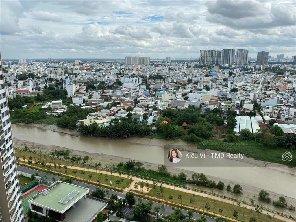 Cần bán căn hộ 3pn chung cư palm heights quận 2, gần mai chí thọ, nhà đẹp, tầng cao view landmark