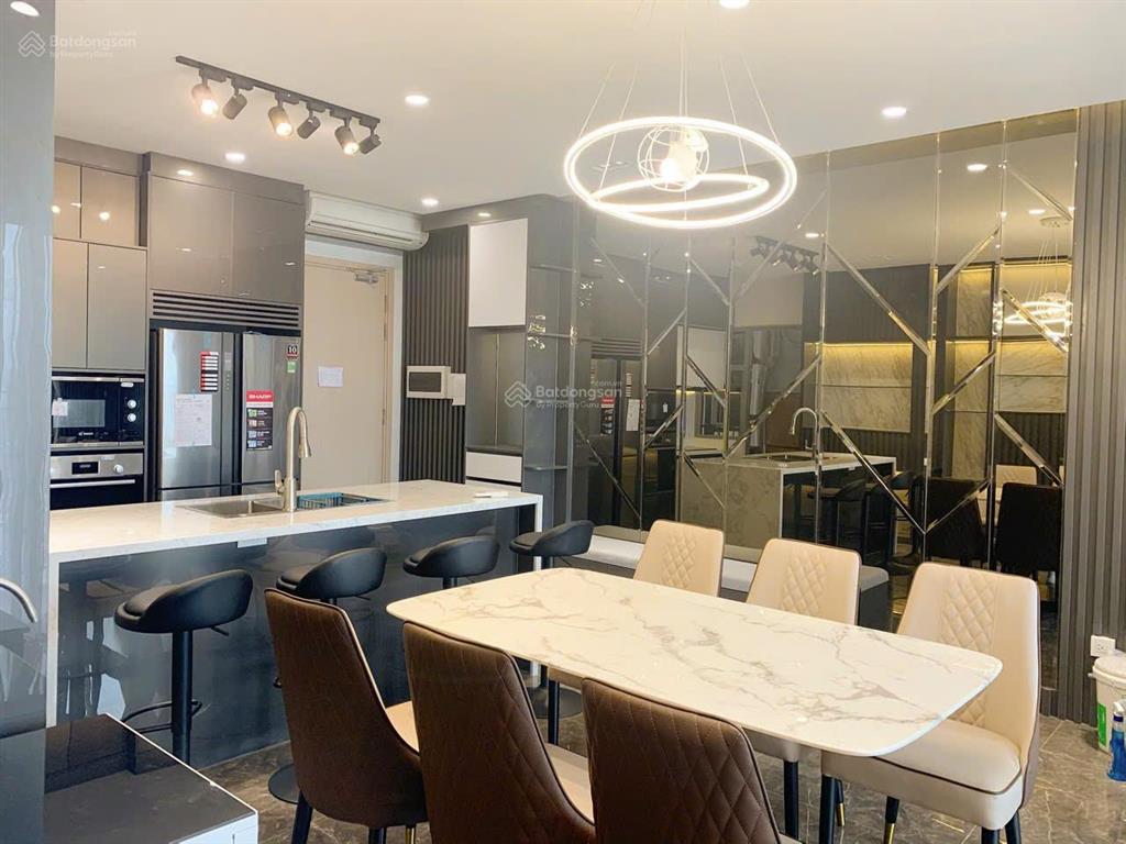 Cần bán căn hộ 3pn chung cư palm heights quận 2, gần mai chí thọ, nhà đẹp, tầng cao view landmark