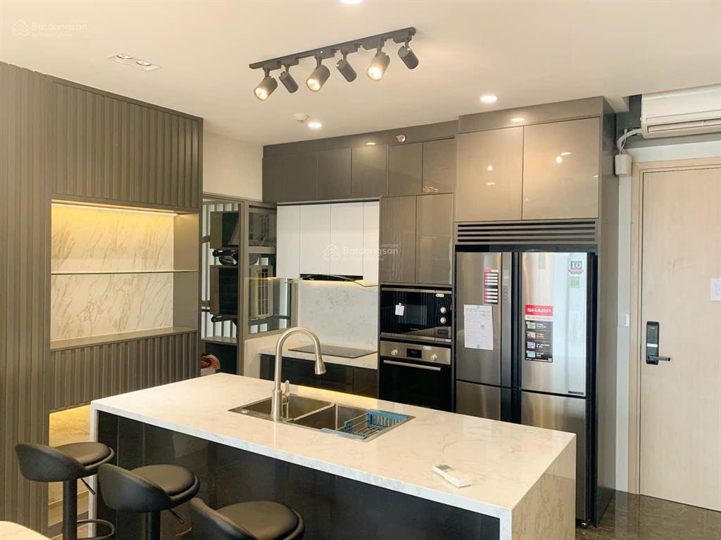 Cần bán căn hộ 3pn chung cư palm heights quận 2, gần mai chí thọ, nhà đẹp, tầng cao view landmark