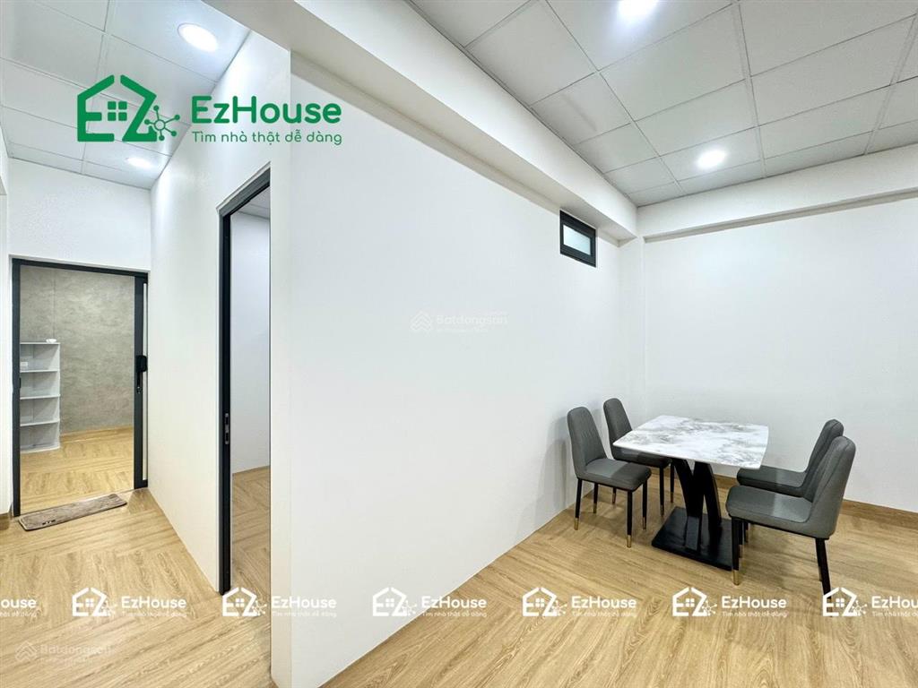 Ccmn 2pn  1pk tách bếp 80m² ban công full nội thất dương quảng hàm gò vấp