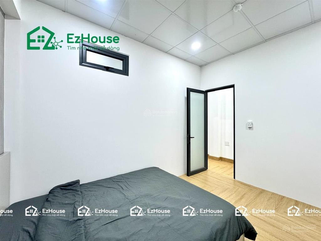 Ccmn 2pn  1pk tách bếp 80m² ban công full nội thất dương quảng hàm gò vấp