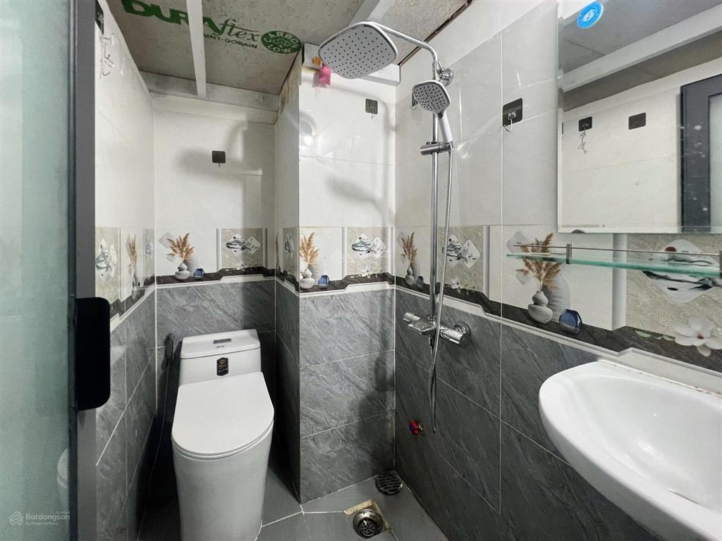 Hỗ trợ tân sinh viên giữ phòng tới tháng 9  nhà mới full nội thất gác cao  dương quảng hàm. gv