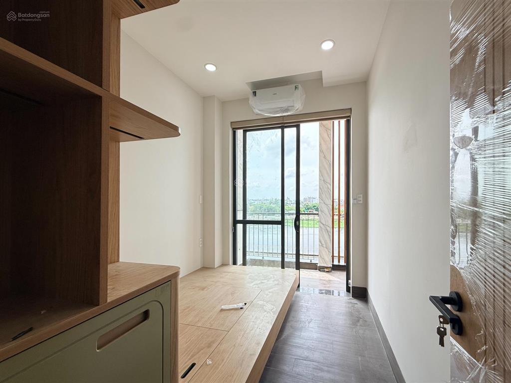 Giảm 25% tháng đầu  ccmn 2pn 1pk ban công view sông 60m2  full nt máy giặt riêng  gần iuh  vlu