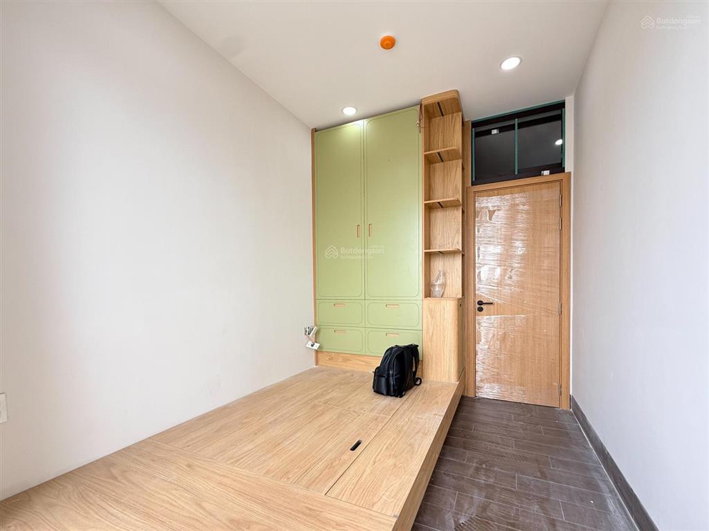 Giảm 25% tháng đầu  ccmn 2pn 1pk ban công view sông 60m2  full nt máy giặt riêng  gần iuh  vlu