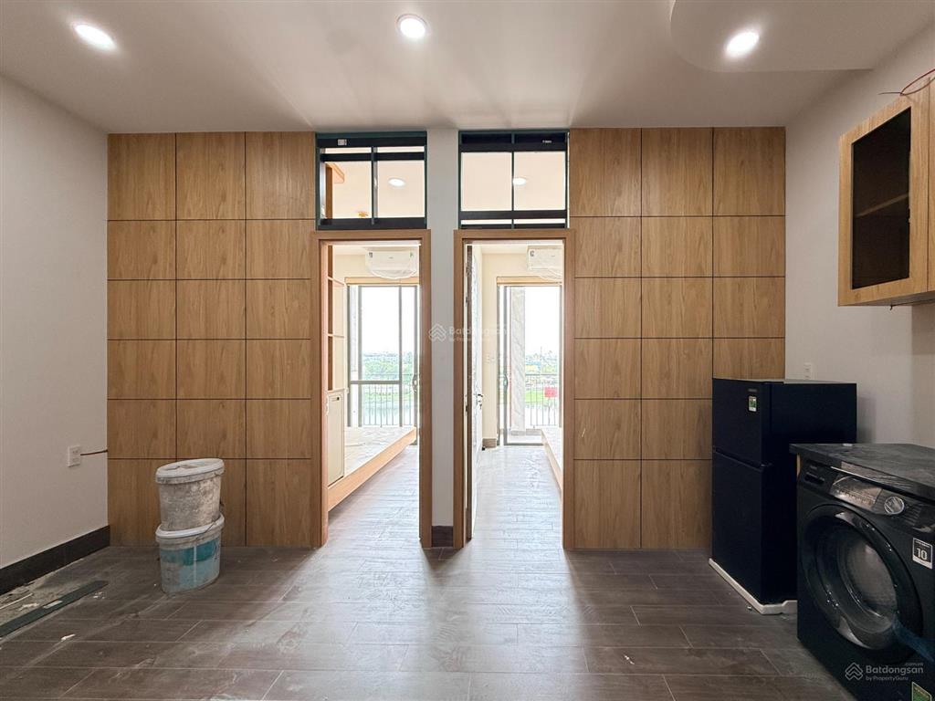 Giảm 25% tháng đầu  ccmn 2pn 1pk ban công view sông 60m2  full nt máy giặt riêng  gần iuh  vlu