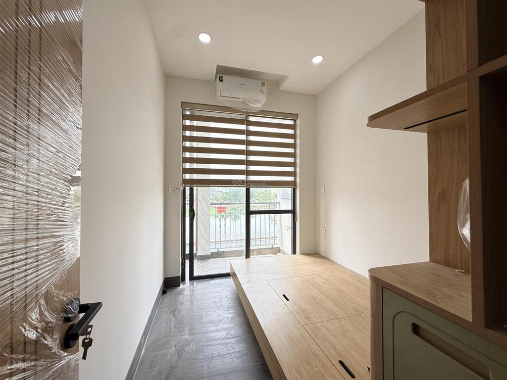 Giảm 25% tháng đầu  ccmn 2pn 1pk ban công view sông 60m2  full nt máy giặt riêng  gần iuh  vlu