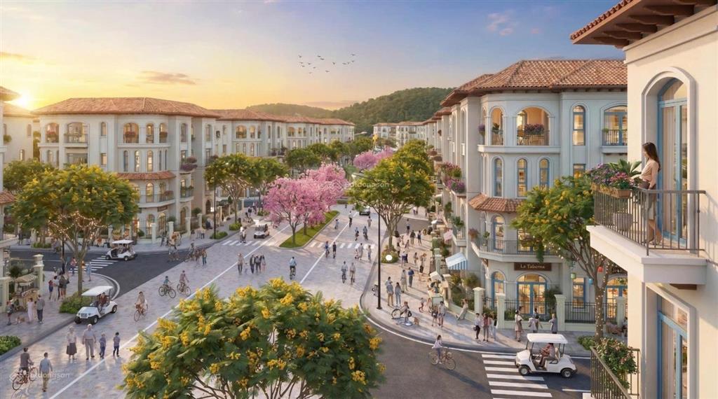 Bán liền kề 80m2 giá 7,9 tỷ sát biển vinhomes hải vân bay đà nẵng